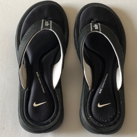 Nike Shoes - Women’s Nike Sandals size 7